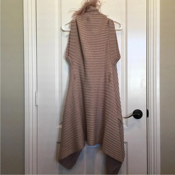 Bison Bisou sweater vest pink Feathered Knitted Cardigan size large sleeveless - Picture 2 of 10